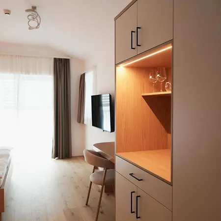 Gostilna Hrast & Affittacamere Apace