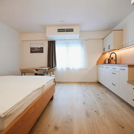 Gostilna Hrast & Affittacamere 4*